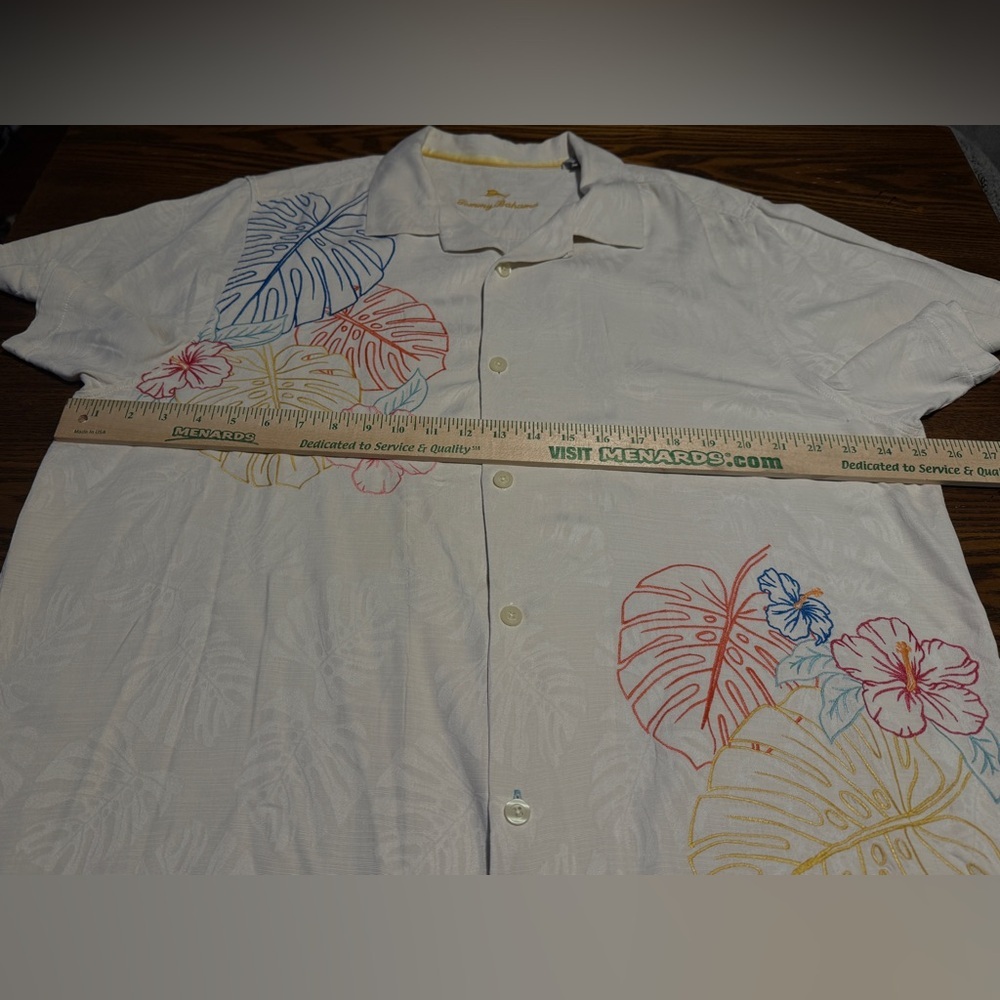 Tommy Bahama 100%‎ Silk Shirt Men’s XL Sketched Tropics Cream Embroidered floral - Picture 12 of 16